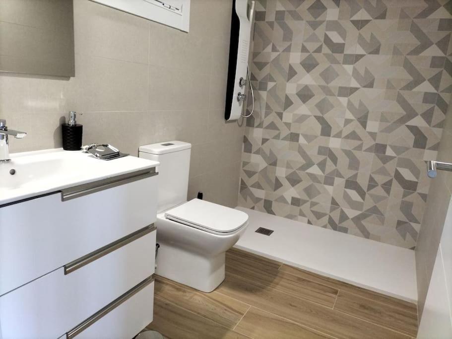 Aguete, En Appartement *